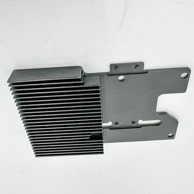 Części do obróbki CNC ISO9001 Niestandardowy radiator aluminiowy
