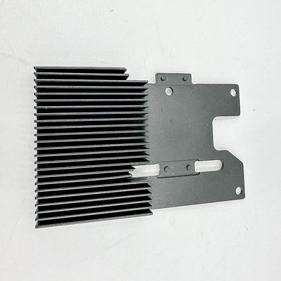 Części do obróbki CNC ISO9001 Niestandardowy radiator aluminiowy