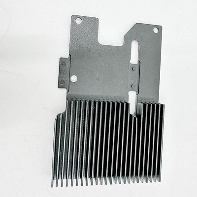 Części do obróbki CNC ISO9001 Niestandardowy radiator aluminiowy