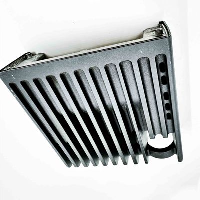 ADC12 Producenci radiatorów z odlewanego ciśnieniowo aluminium do falowników słonecznych