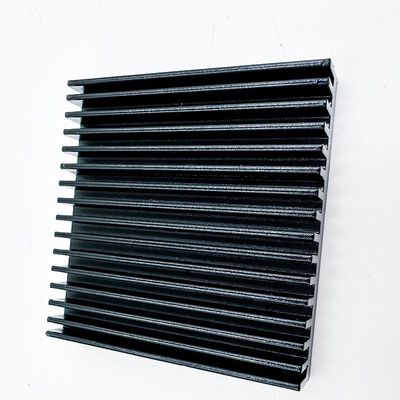 Metalowe części do obróbki CNC Precyzyjny aluminiowy radiator