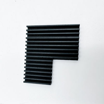 Aluminiowe części do obróbki CNC Czarny anodowany radiator do oświetlenia LED w szklarniach
